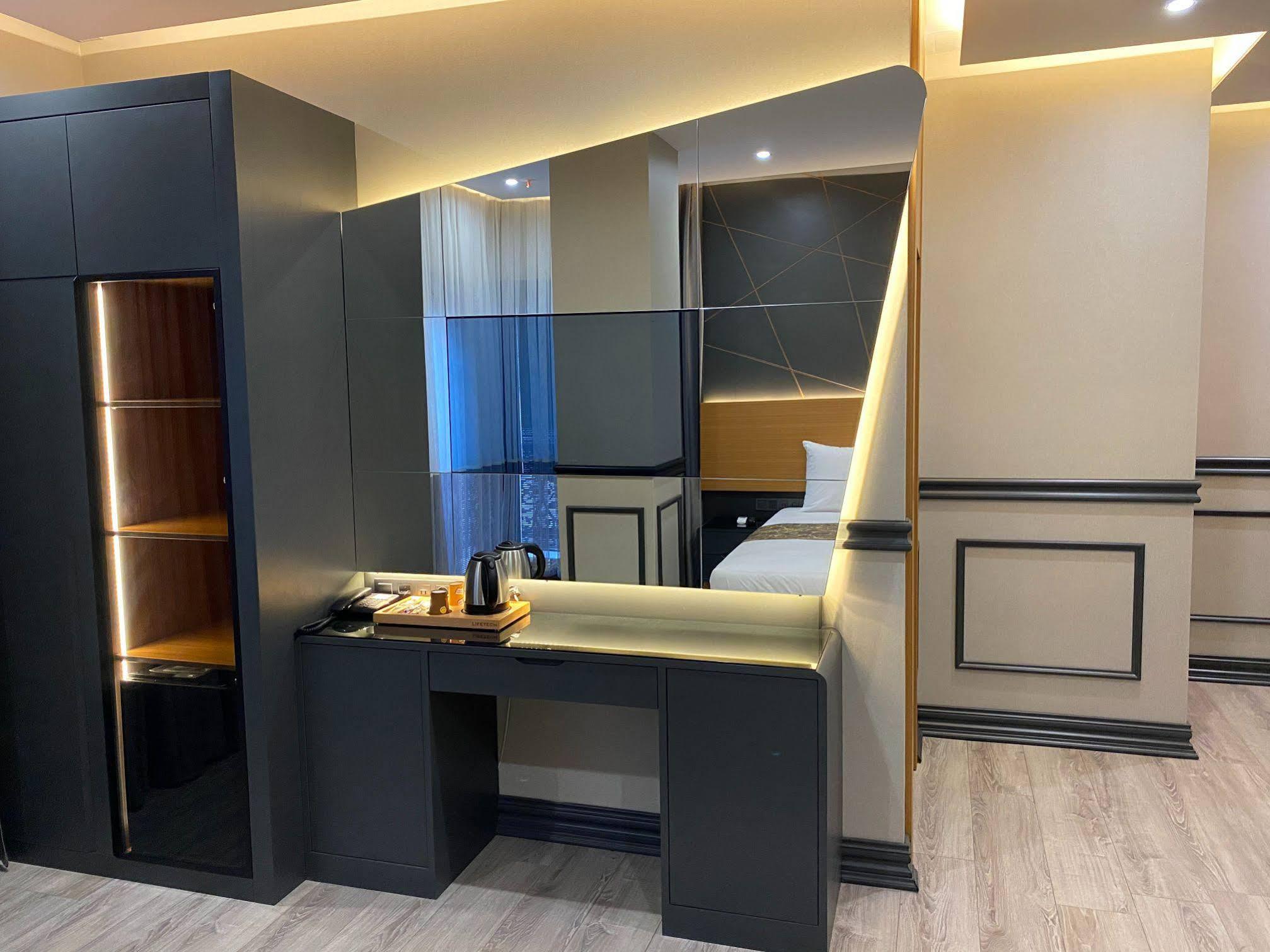Confores Hotel Istanbul Ngoại thất bức ảnh
