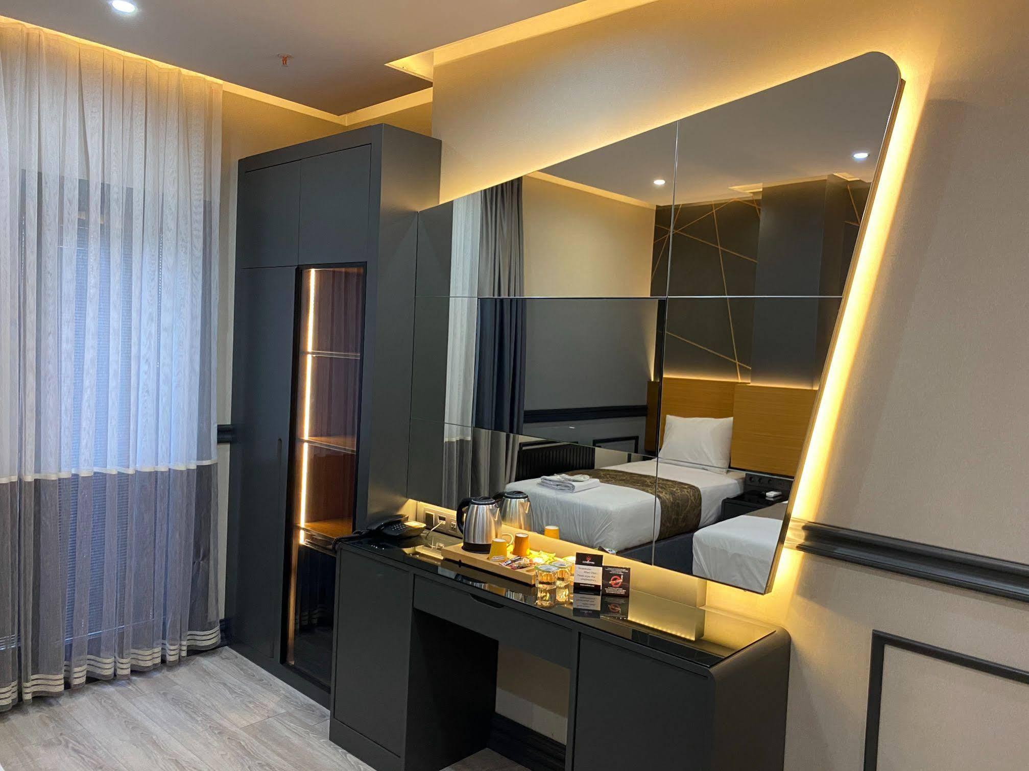 Confores Hotel Istanbul Ngoại thất bức ảnh